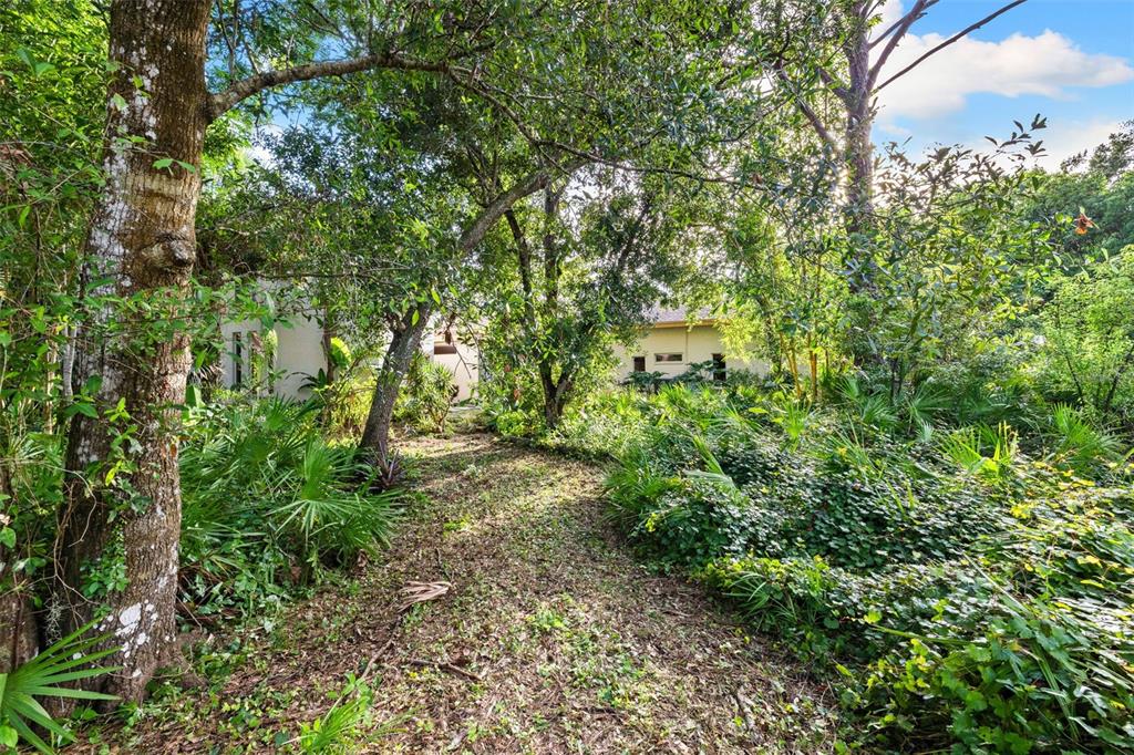 1343 Ranchero Drive Sarasota, FL 34240 - Photo 60 of 68