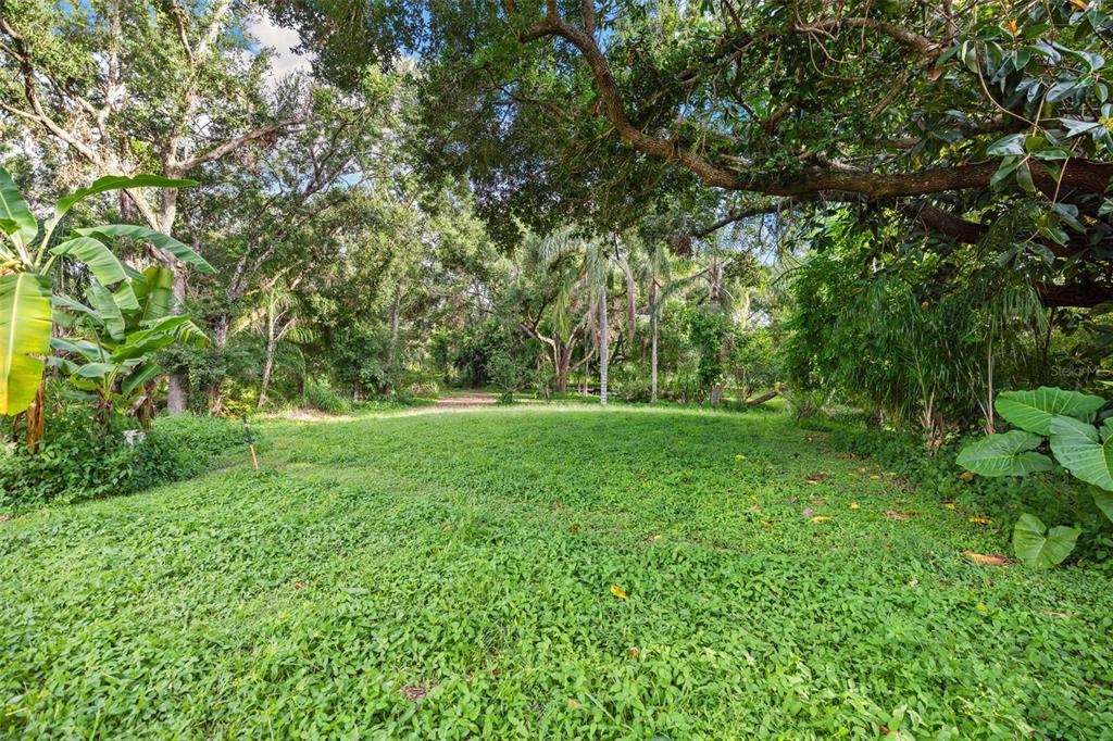 1343 Ranchero Drive Sarasota, FL 34240 - Photo 61 of 68