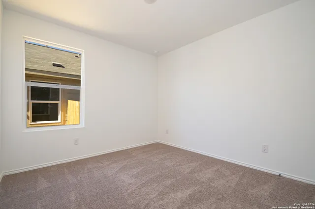 $1,900 | 6235 Chastetree, Bulverde, TX 78163