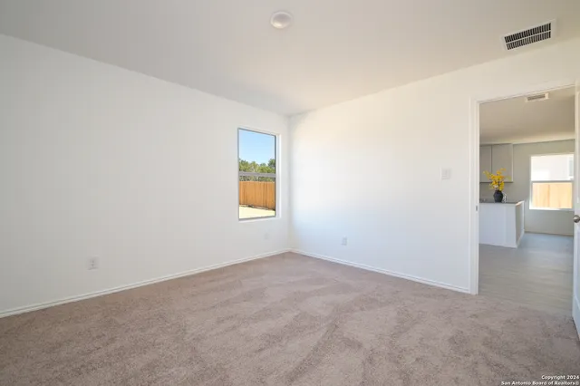 $1,900 | 6235 Chastetree, Bulverde, TX 78163