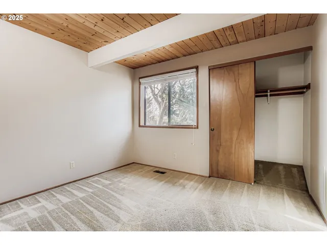 $360,000 | 7968 Southwest Scholls Ferry Road, Beaverton, OR 97008