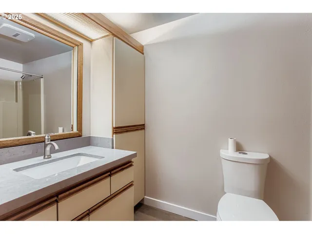 $360,000 | 7968 Southwest Scholls Ferry Road, Beaverton, OR 97008