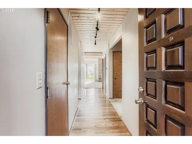 $360,000 | 7968 Southwest Scholls Ferry Road, Beaverton, OR 97008