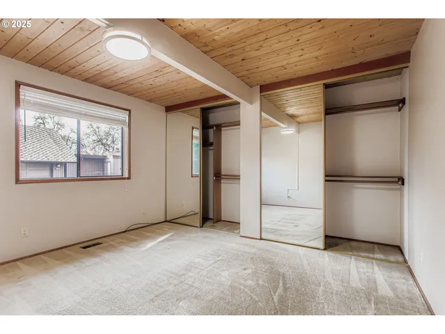 $360,000 | 7968 Southwest Scholls Ferry Road, Beaverton, OR 97008