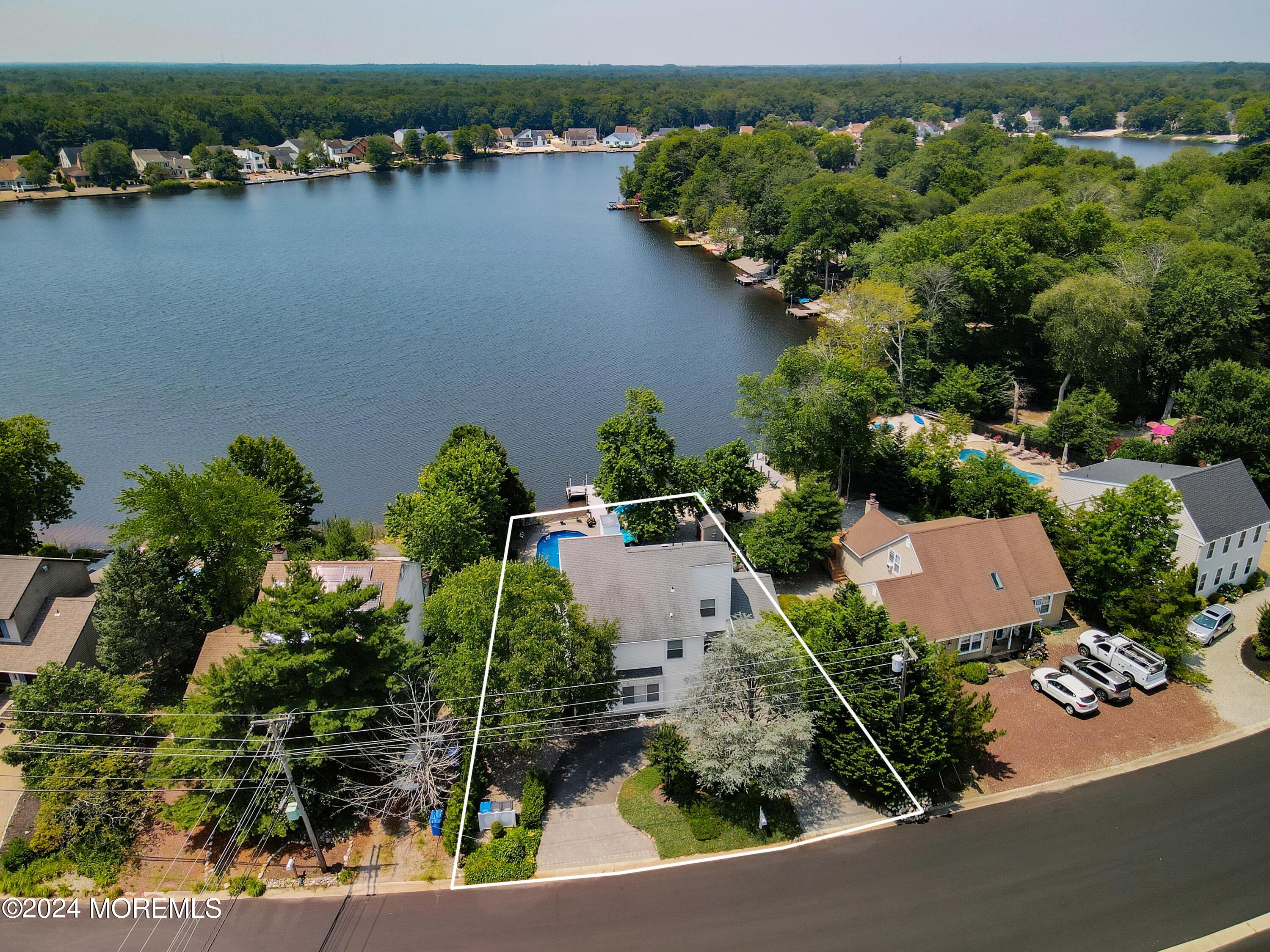 276 Jennings Road Manahawkin, NJ 08050 - Photo 3 of 28 Welcome to 276 Jennings
