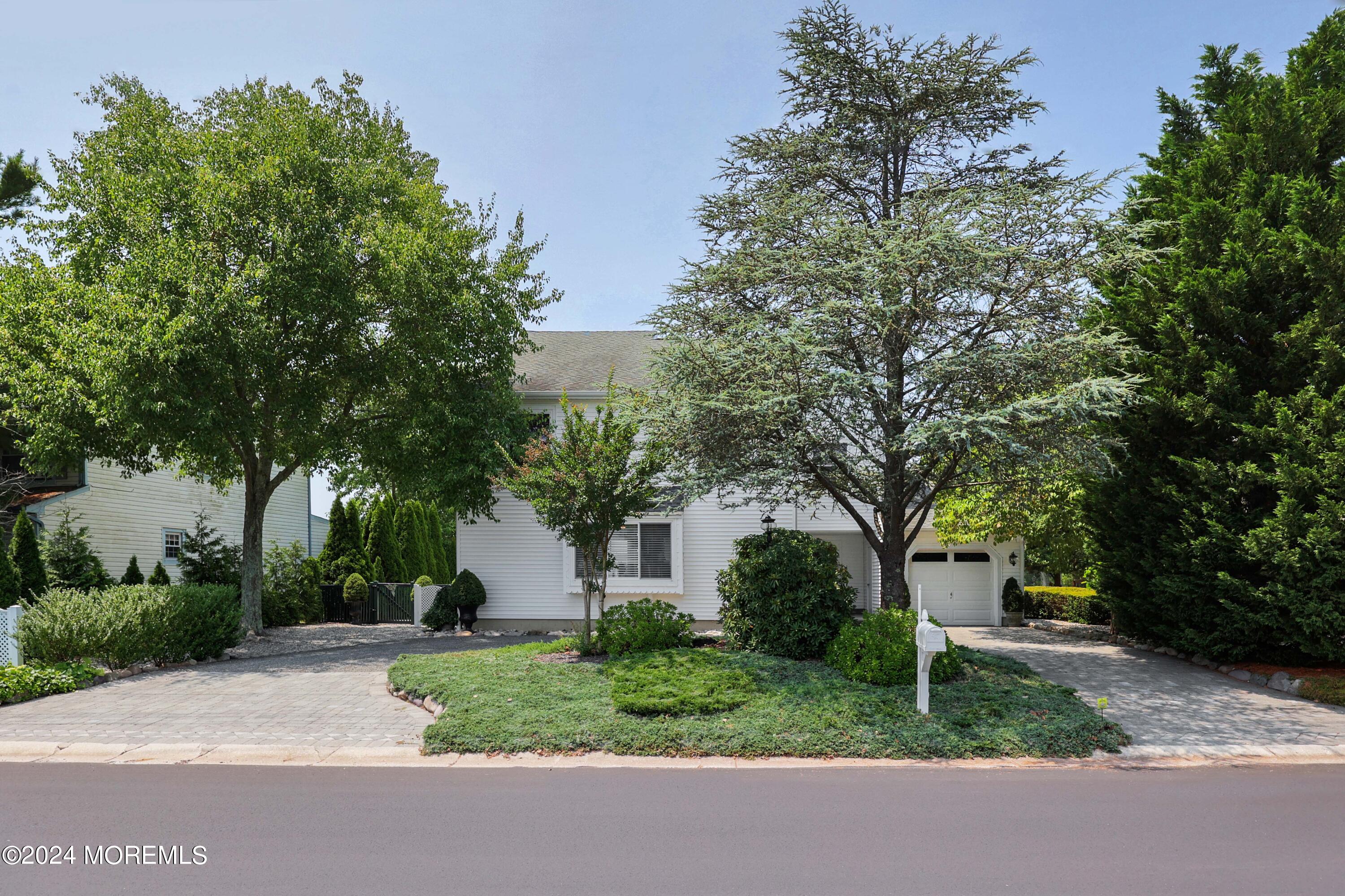 276 Jennings Road Manahawkin, NJ 08050 - Photo 4 of 28 Welcome to 276 Jennings