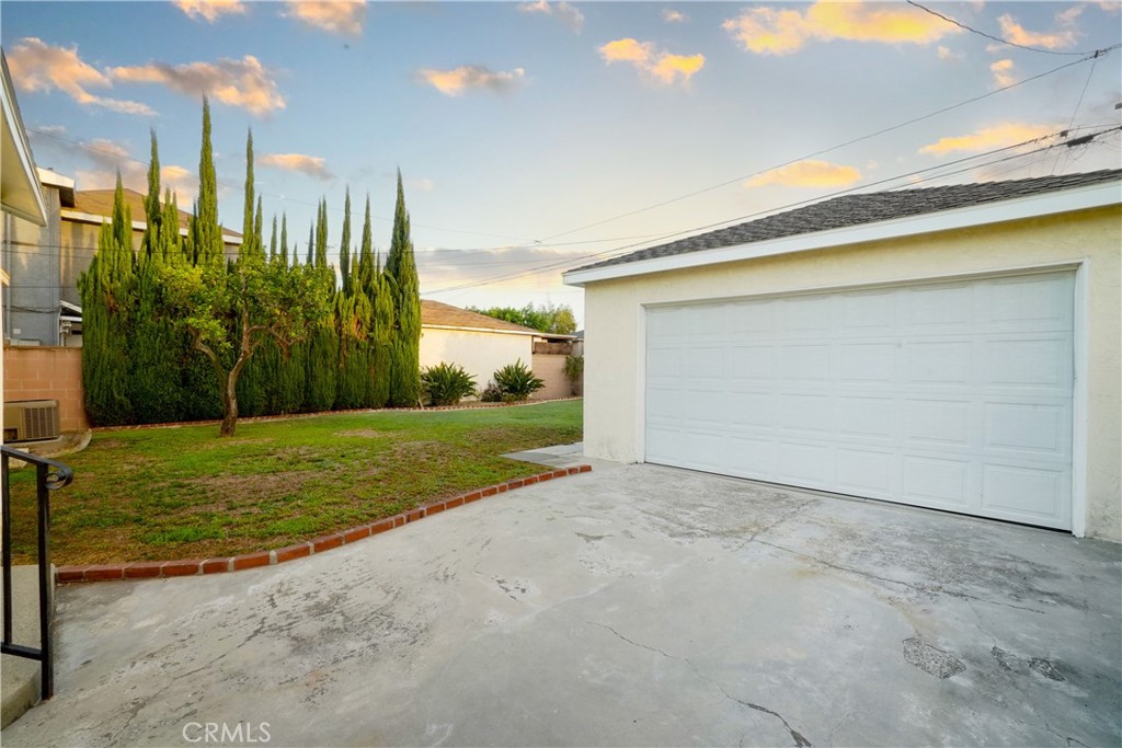 7627 Rundell Street Downey, CA 90242 - Photo 14 of 18 Gallery Image 14