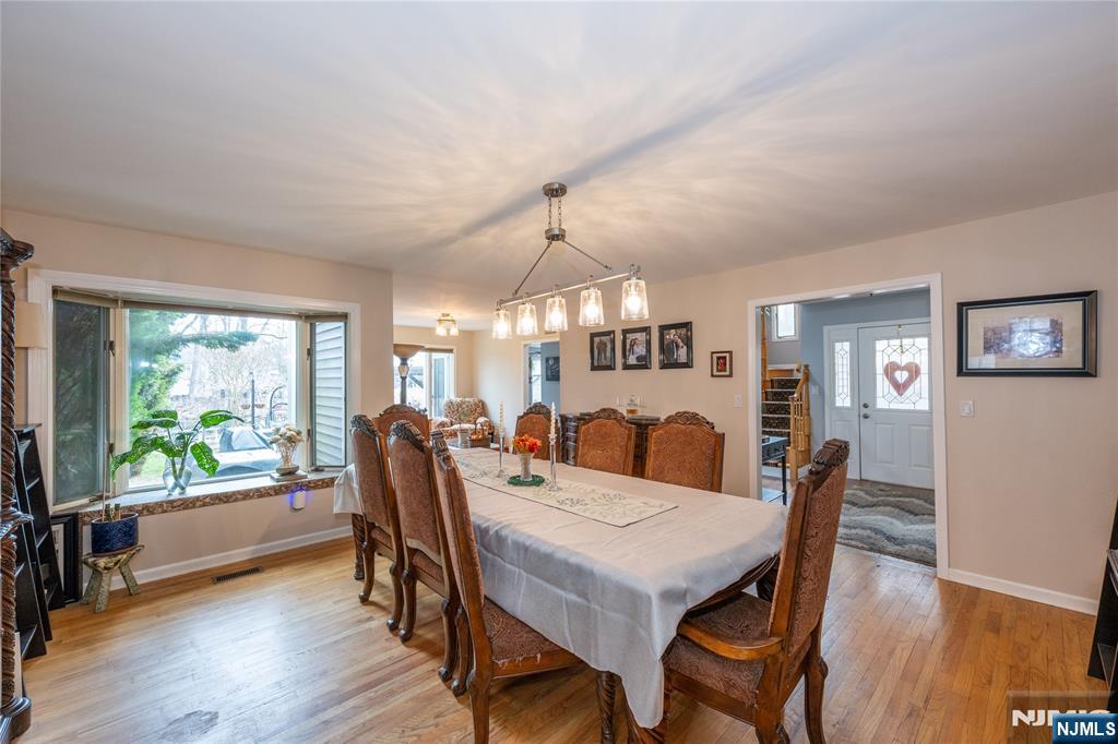 35 Turnberry Road Little Falls, NJ 07424 - Photo 13 of 41