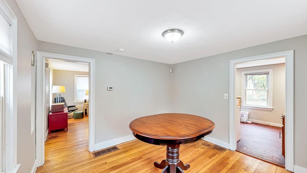 223 Emerson Street Springfield, MA 01118 - Photo 9 of 42 Gallery Image 9