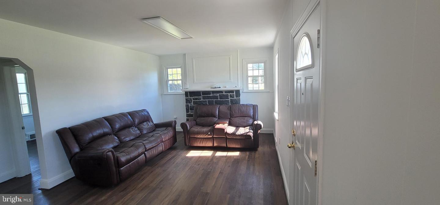7130 Dogwood Road Windsor Mill, MD 21244 - Photo 2 of 7 Spacious living area with natural light.