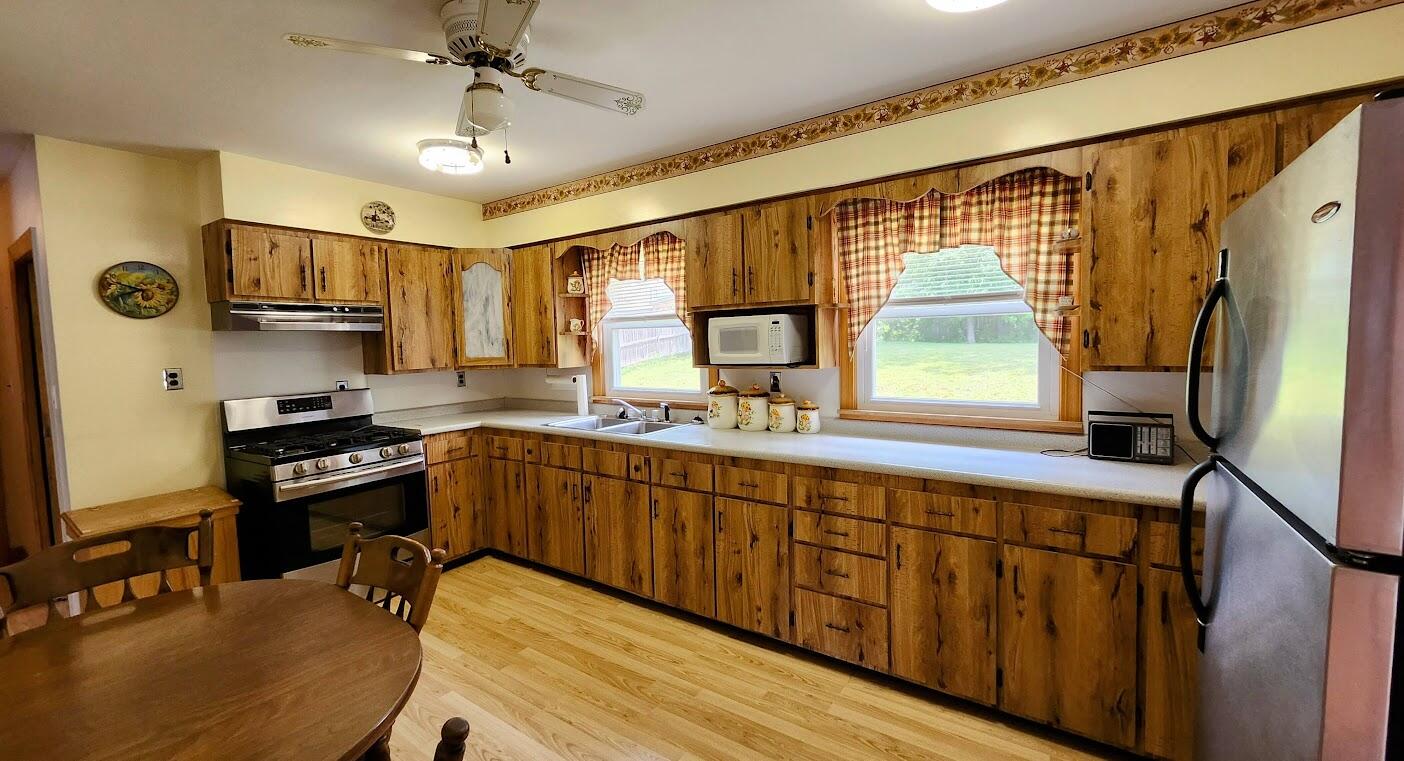177 Ohio Street Millinocket, ME 04462 - Photo 5 of 26 Kitchen 1