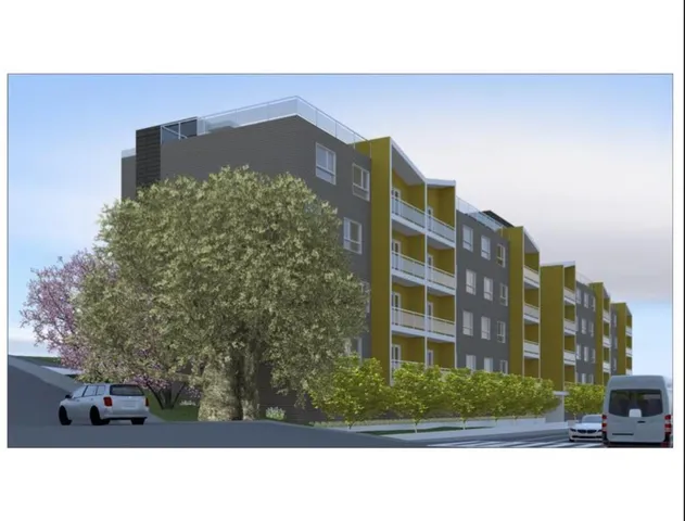 a black and white photo of a building