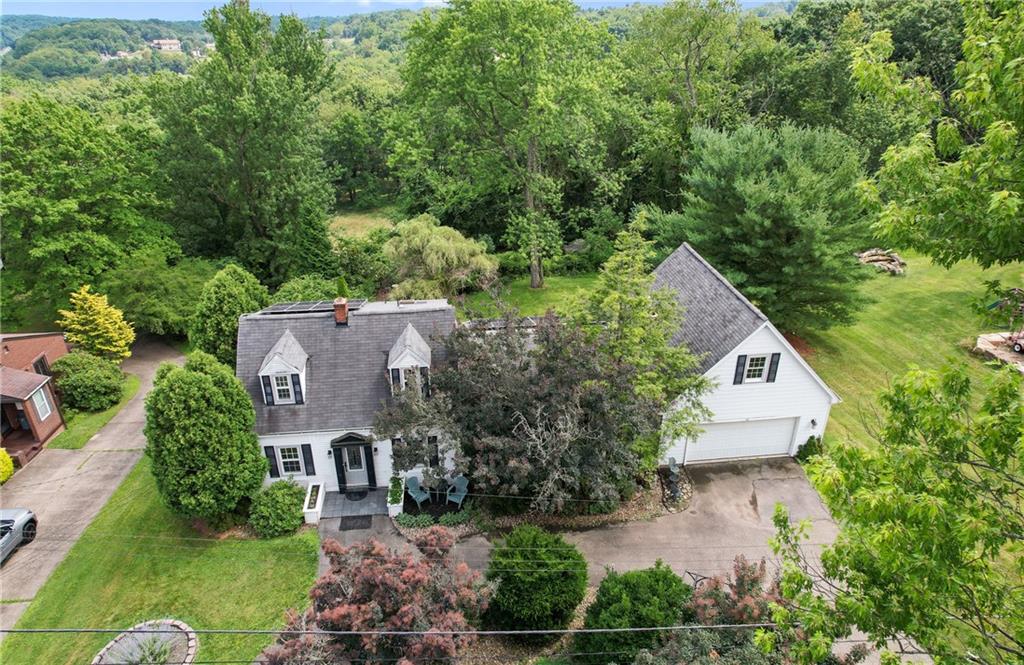 1733 Locust Road Sewickley, PA 15143 - Photo 5 of 45