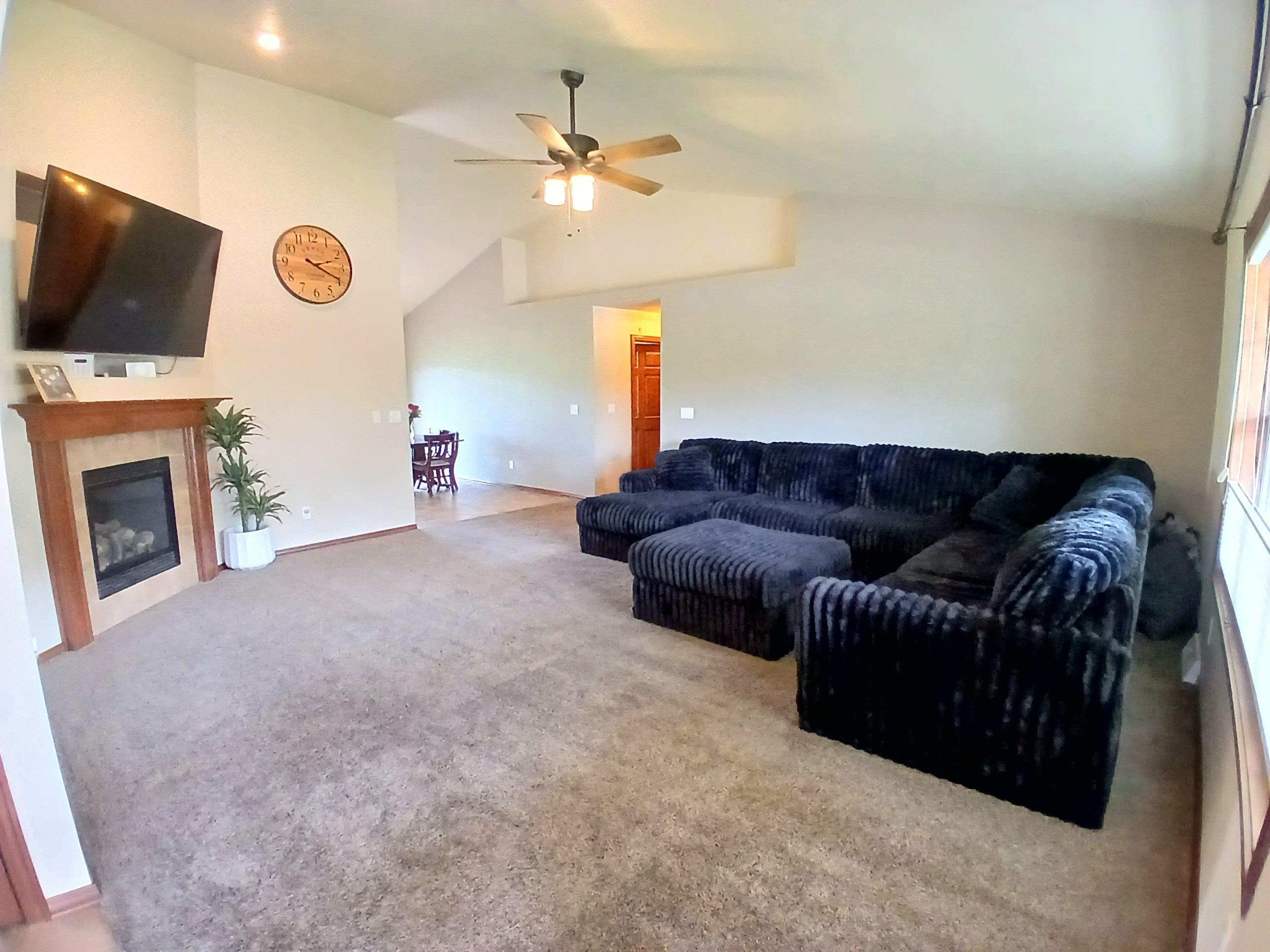 2680 Sussex Road Green Bay, WI 54311 - Photo 3 of 40