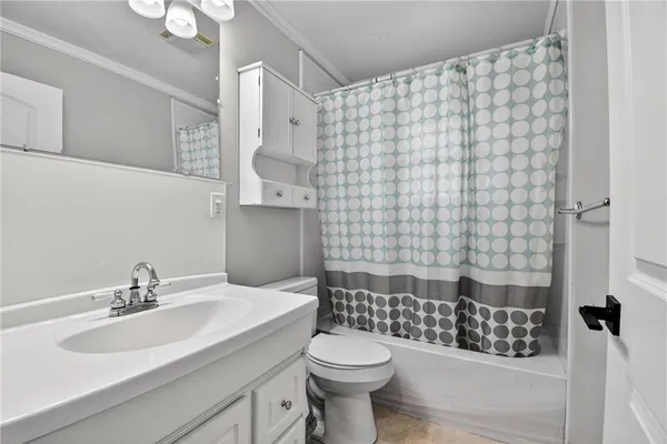 $440,000 | 23718 Rte 291, Harrisonville, MO 64701