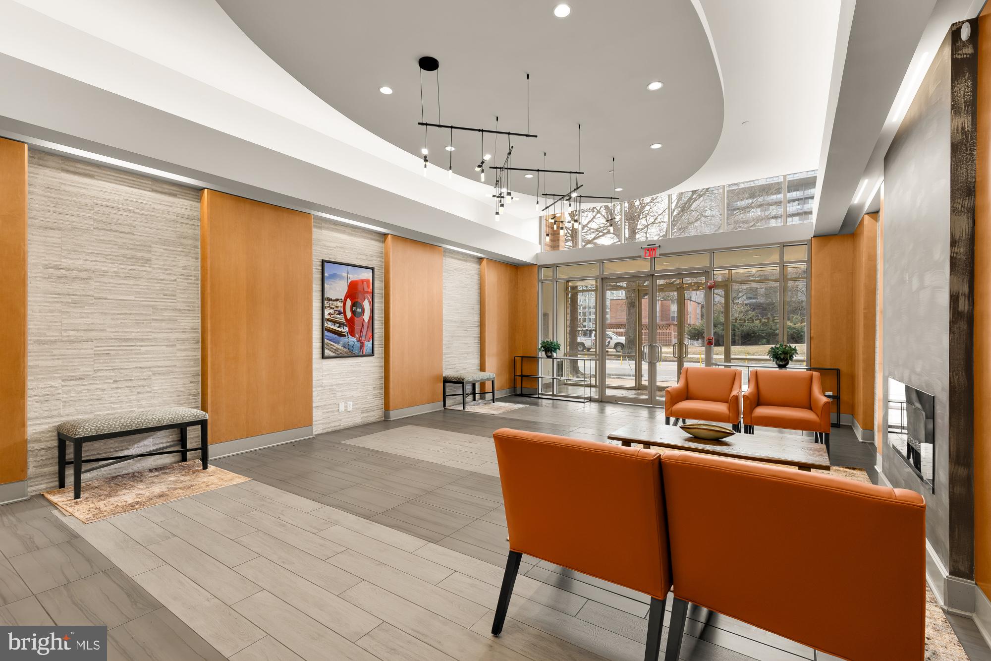 355 I Street Southwest, Unit 621 Washington, DC 20024 - Photo 12 of 34 Lobby