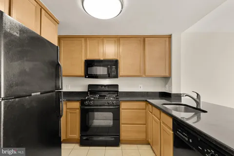 $429,000 | 355 I Street Southwest, Unit 621, Washington, DC 20024