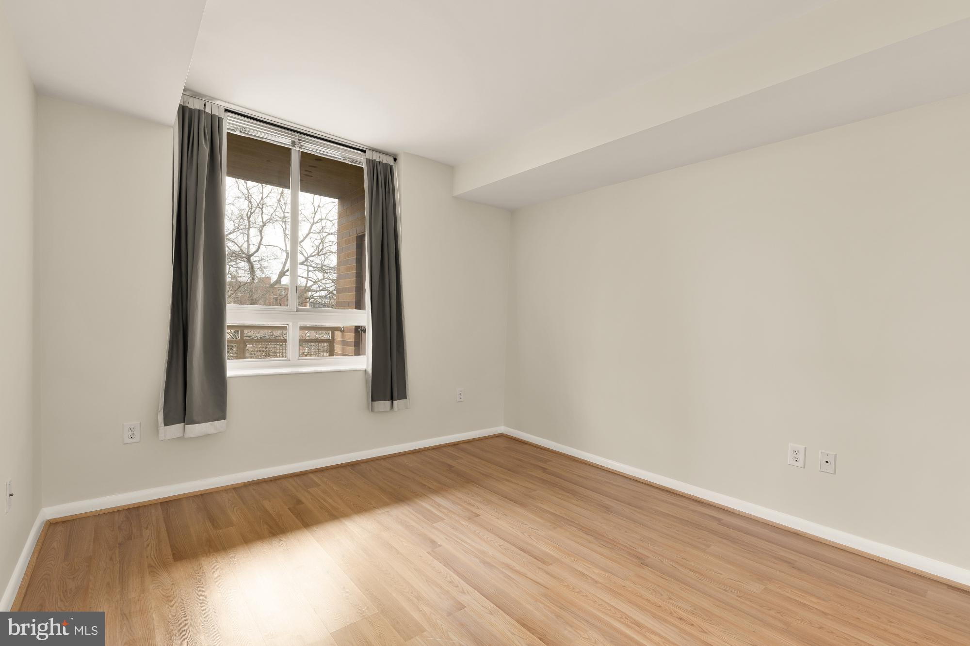 355 I Street Southwest, Unit 621 Washington, DC 20024 - Photo 29 of 34 Bedroom