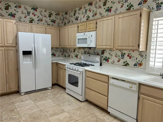 $1,995 | 1136 Scenic Crest Drive, Henderson, NV 89052