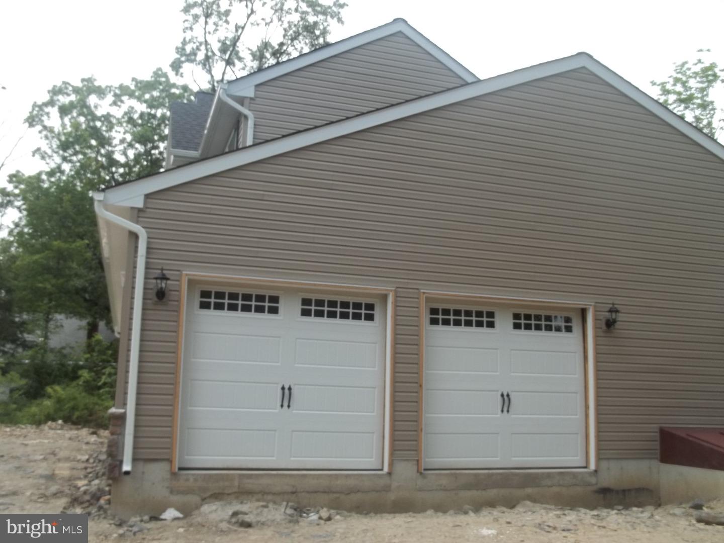 2571 Hill Road Green Lane, PA 18054 - Photo 15 of 16 Gallery Image 15
