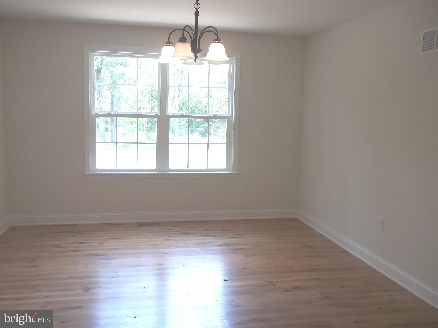 2571 Hill Road Green Lane, PA 18054 - Photo 3 of 16 Gallery Image 3