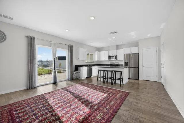 $725,000 | 7816 Dracut Drive, Elk Grove, CA 95758