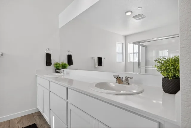 $725,000 | 7816 Dracut Drive, Elk Grove, CA 95758