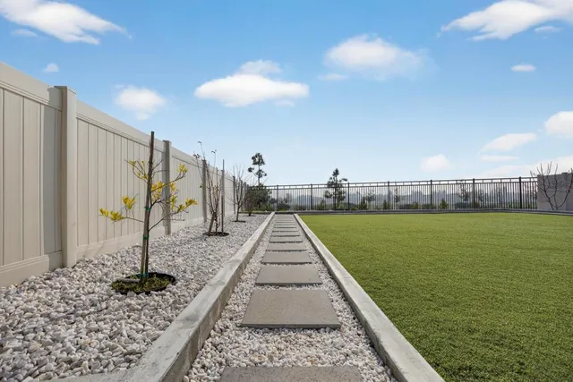 $725,000 | 7816 Dracut Drive, Elk Grove, CA 95758