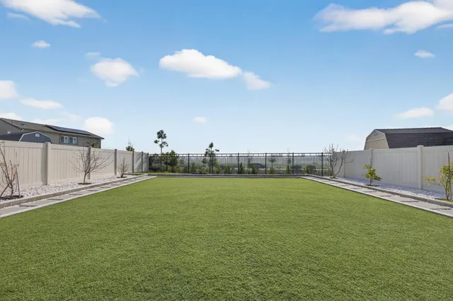 $725,000 | 7816 Dracut Drive, Elk Grove, CA 95758