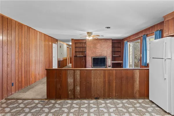 $340,000 | 5855 Woodsway Drive, Pfafftown, NC 27040