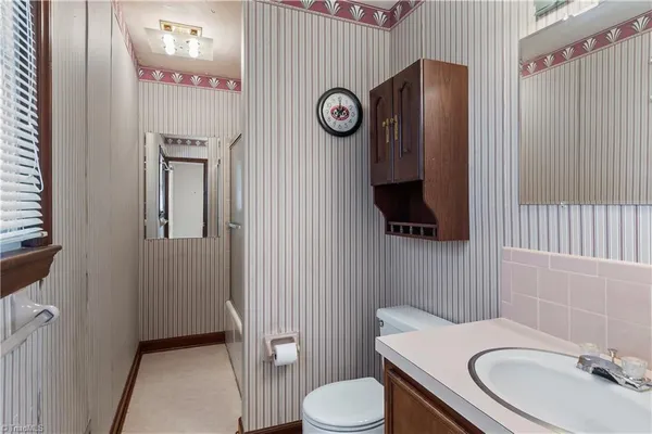 $340,000 | 5855 Woodsway Drive, Pfafftown, NC 27040