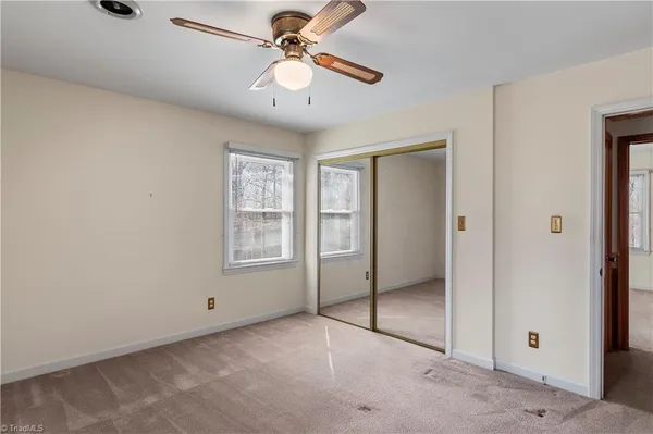 $340,000 | 5855 Woodsway Drive, Pfafftown, NC 27040