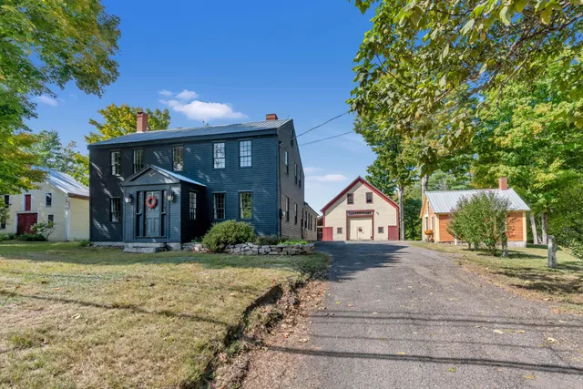 $615,000 | 992 Pequawket Trail, Baldwin, ME 04091