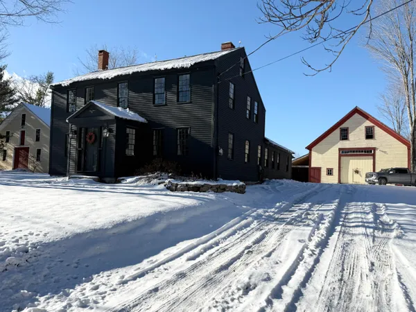 $615,000 | 992 Pequawket Trail, Baldwin, ME 04091