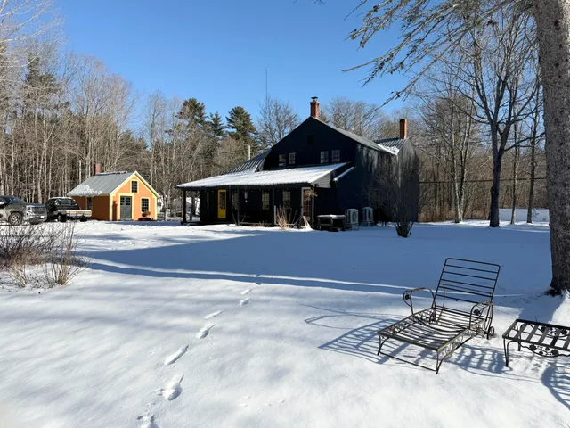 $615,000 | 992 Pequawket Trail, Baldwin, ME 04091