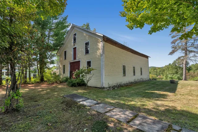 $615,000 | 992 Pequawket Trail, Baldwin, ME 04091