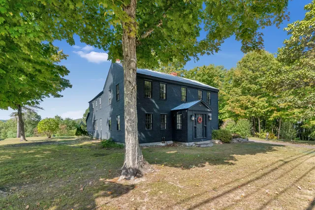 $615,000 | 992 Pequawket Trail, Baldwin, ME 04091