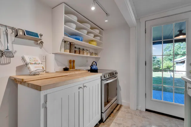 $615,000 | 992 Pequawket Trail, Baldwin, ME 04091