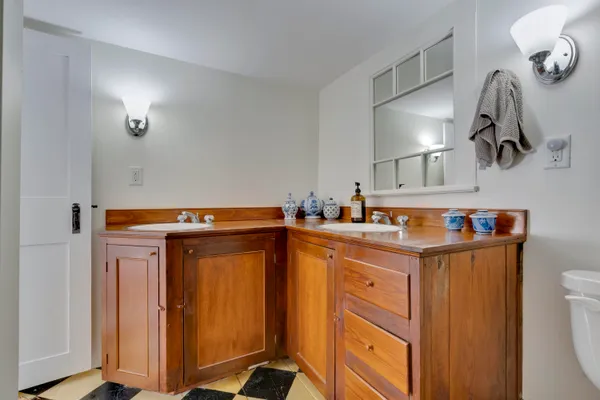 $615,000 | 992 Pequawket Trail, Baldwin, ME 04091