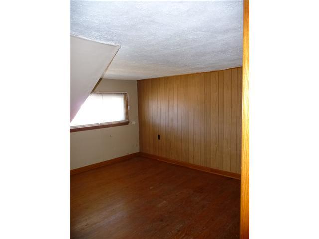 9035 Black Run Road Nashport, OH 43830 - Photo 5 of 8