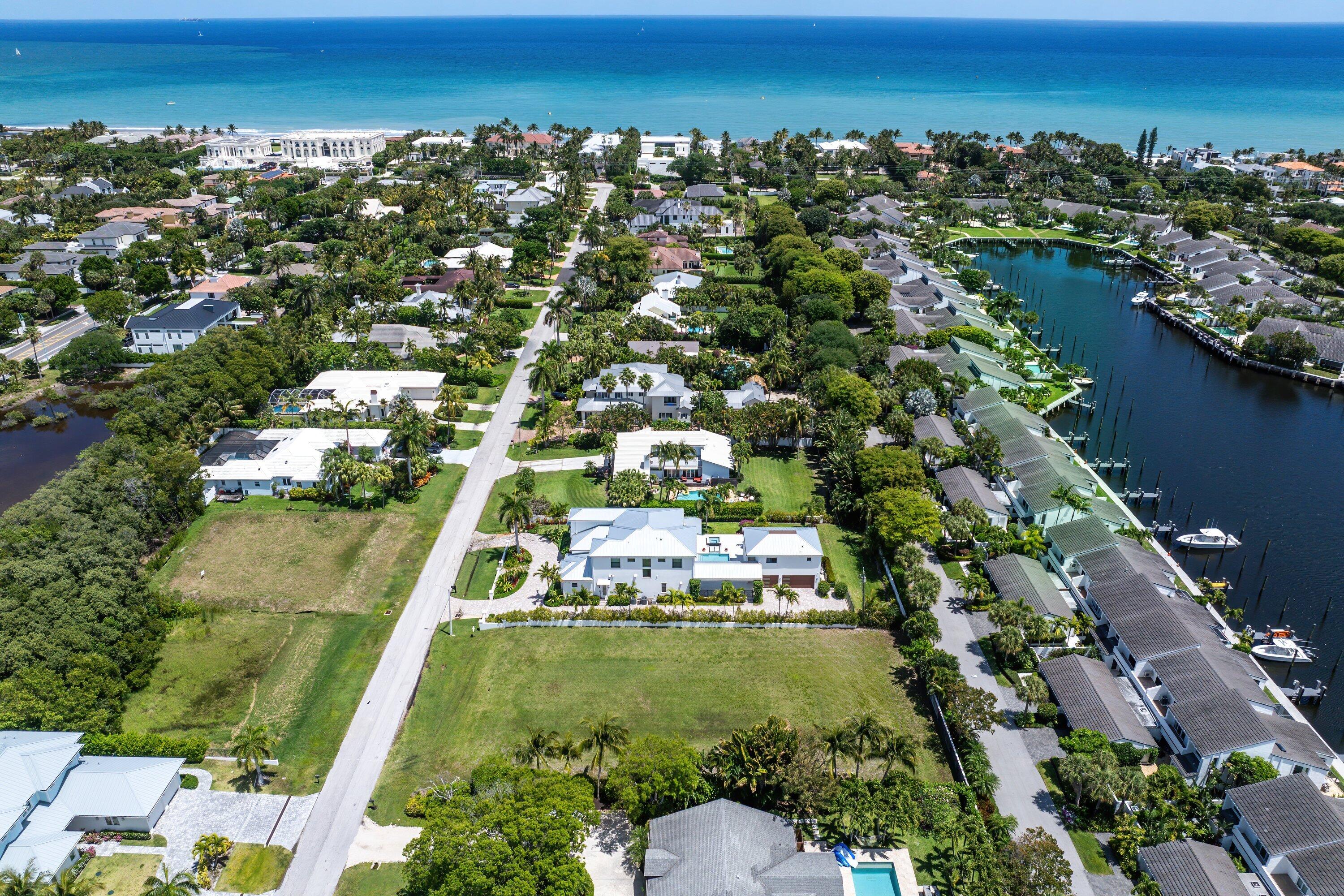 21 Hudson Avenue Ocean Ridge, FL 33435 - Photo 3 of 7 005-21HudsonAvenue-OceanRidge-FL-33435-S
