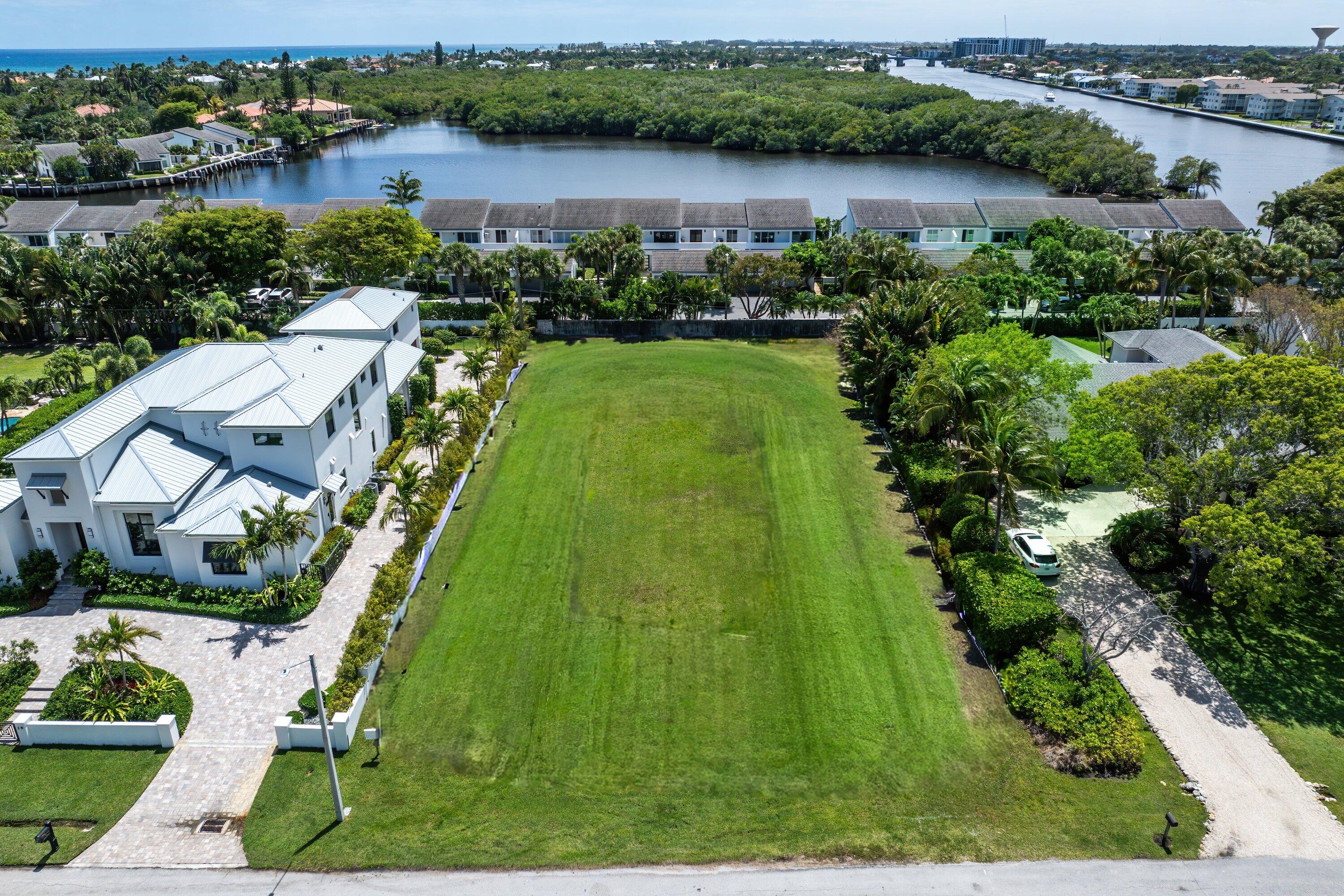 21 Hudson Avenue Ocean Ridge, FL 33435 - Photo 4 of 7 001-21HudsonAvenue-OceanRidge-FL-33435-S
