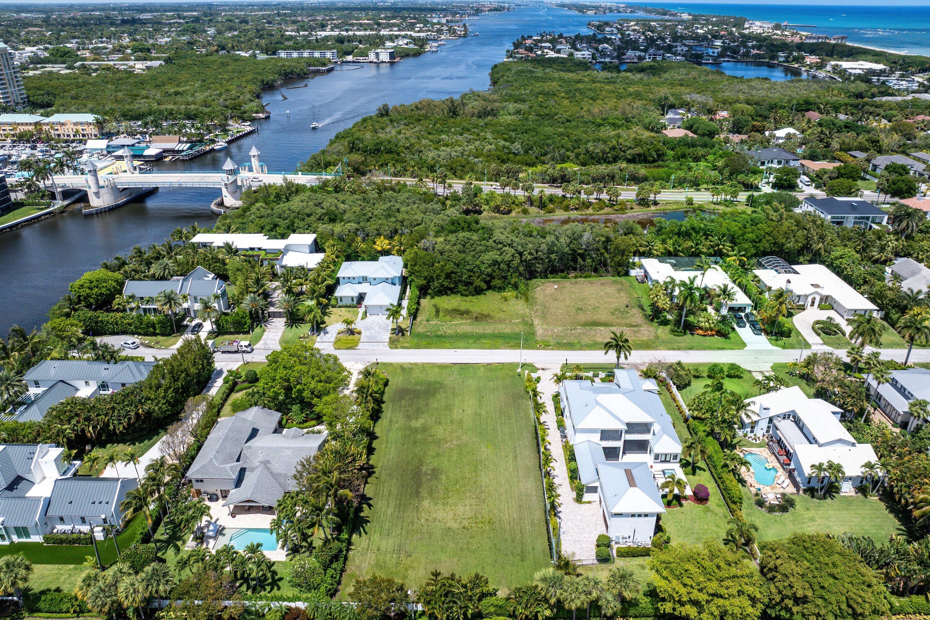 21 Hudson Avenue Ocean Ridge, FL 33435 - Photo 5 of 7 007-21HudsonAvenue-OceanRidge-FL-33435-S