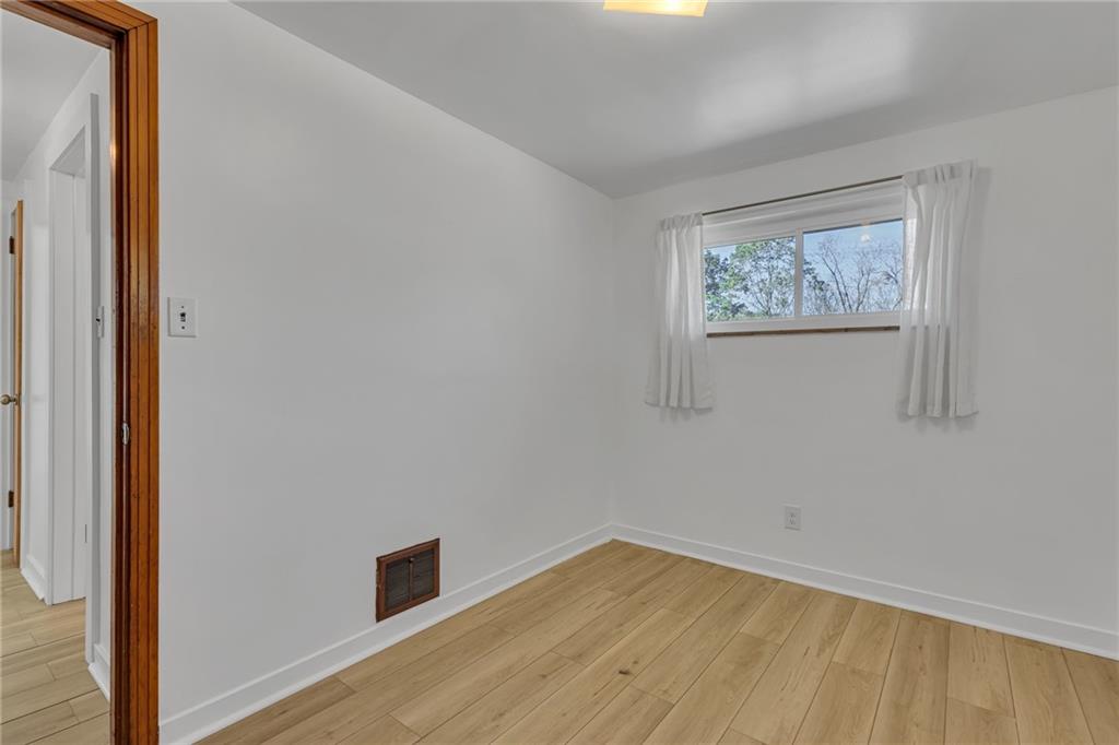 584 Chapel Road Aliquippa, PA 15001 - Photo 20 of 30 BR #2