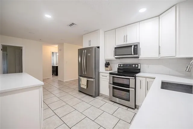 $285,000 | 706 Patricia Place, Lakeland, FL 33809