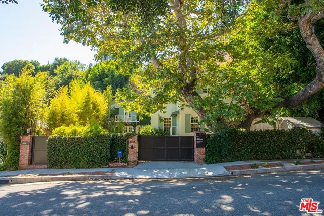 $2,995,000 | 2055 Outpost Drive, Los Angeles, CA 90068