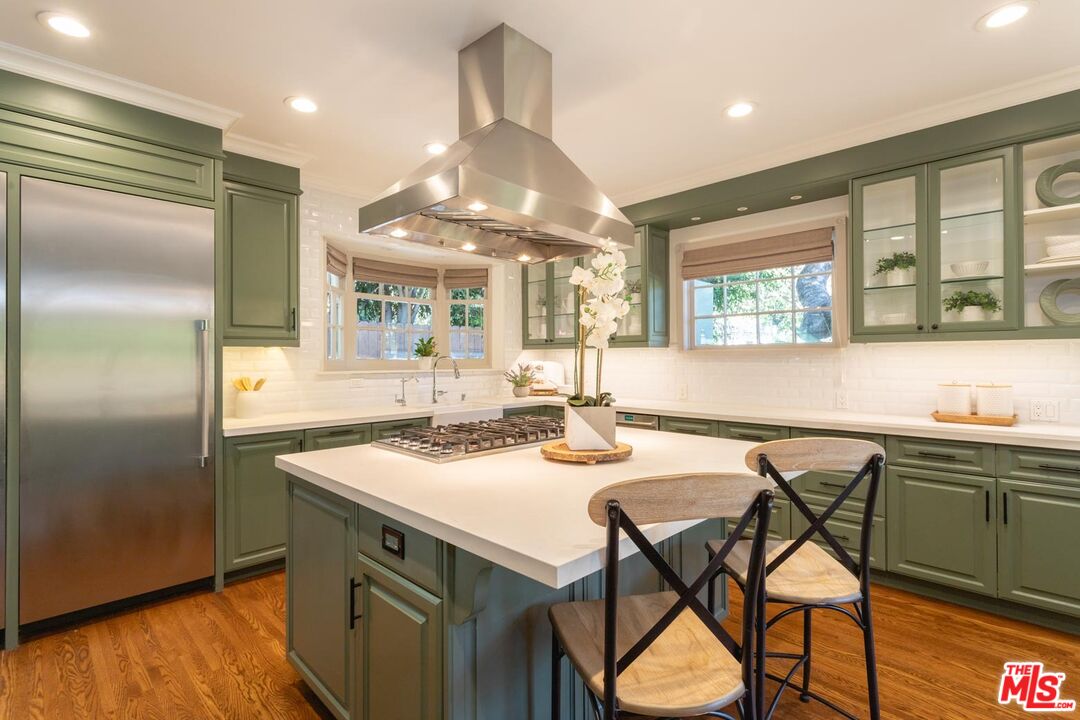 2055 Outpost Drive Los Angeles, CA 90068 - Photo 21 of 69