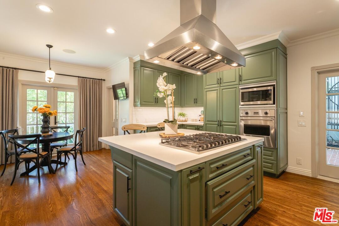 2055 Outpost Drive Los Angeles, CA 90068 - Photo 22 of 69