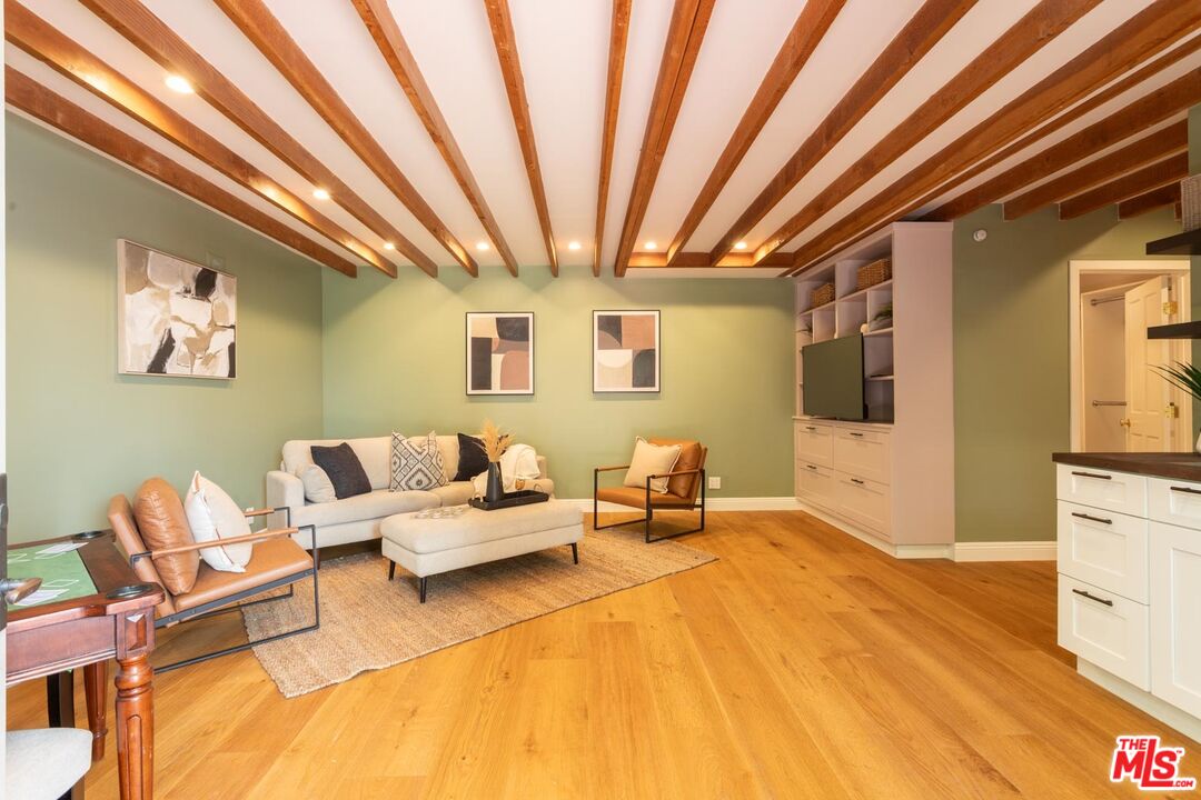 2055 Outpost Drive Los Angeles, CA 90068 - Photo 28 of 69