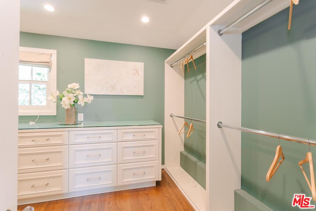 2055 Outpost Drive Los Angeles, CA 90068 - Photo 33 of 69